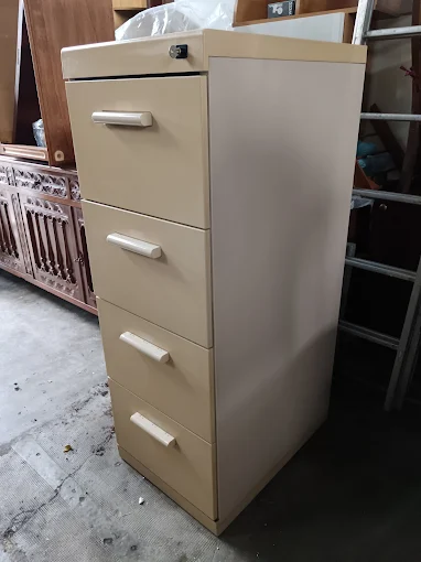 Restyling mobili vintage a Lucca