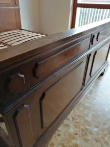 Vendita di mobili vintage a Lucca